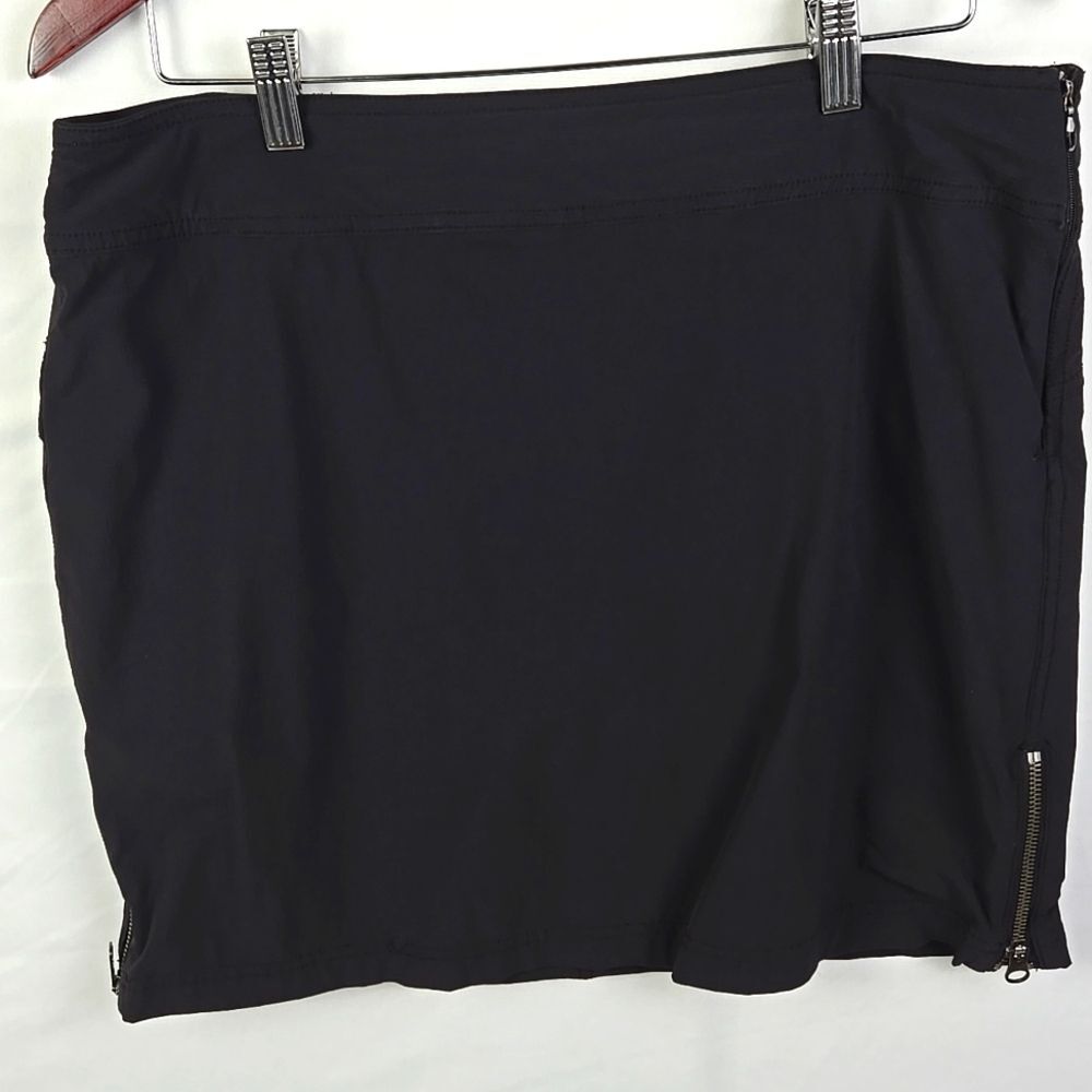 Athleta Jenner Women's Black Skort Skirt Sz 10 Fitness Workout Athleisure Tennis